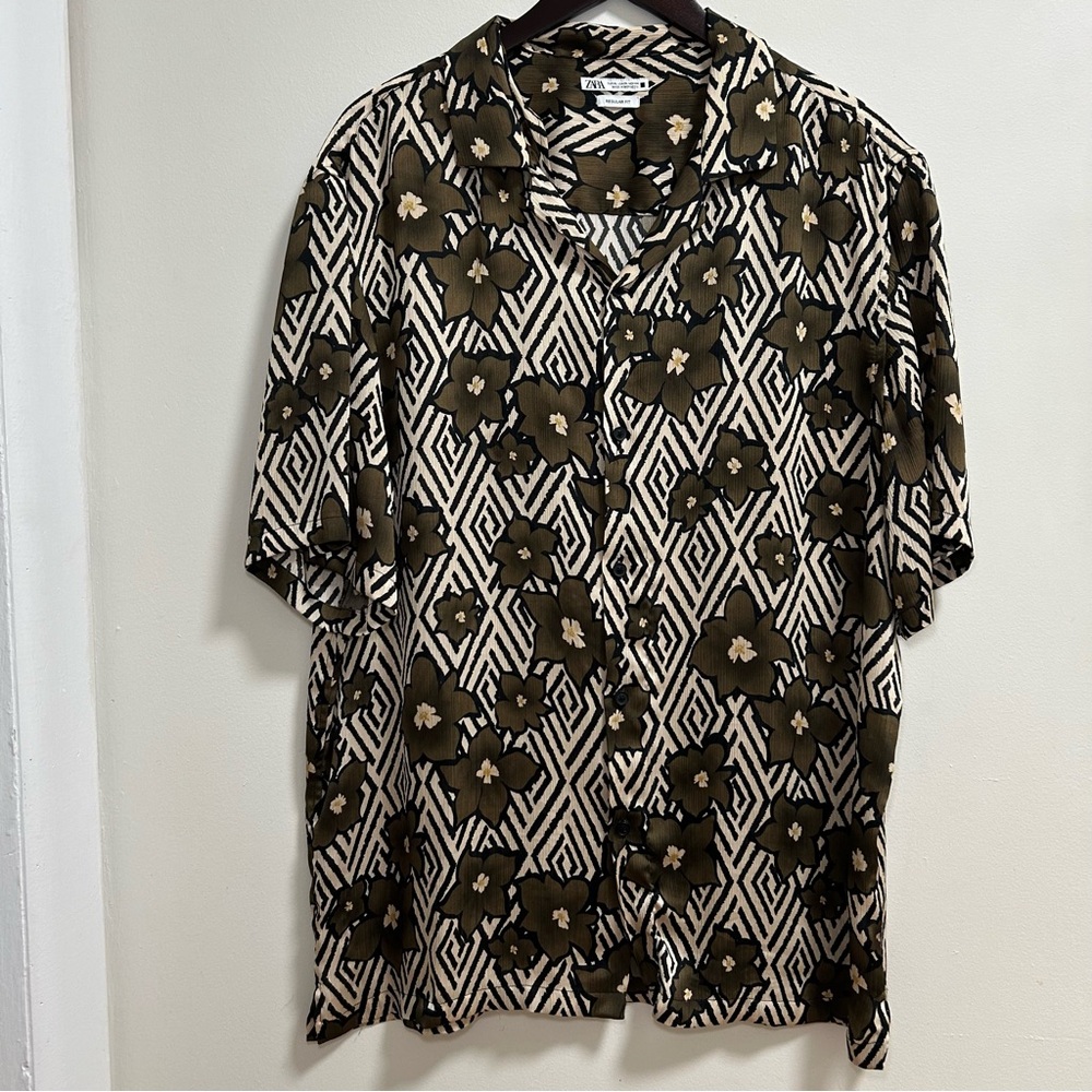Zara print Floral Shirt XL “Regular Fit”